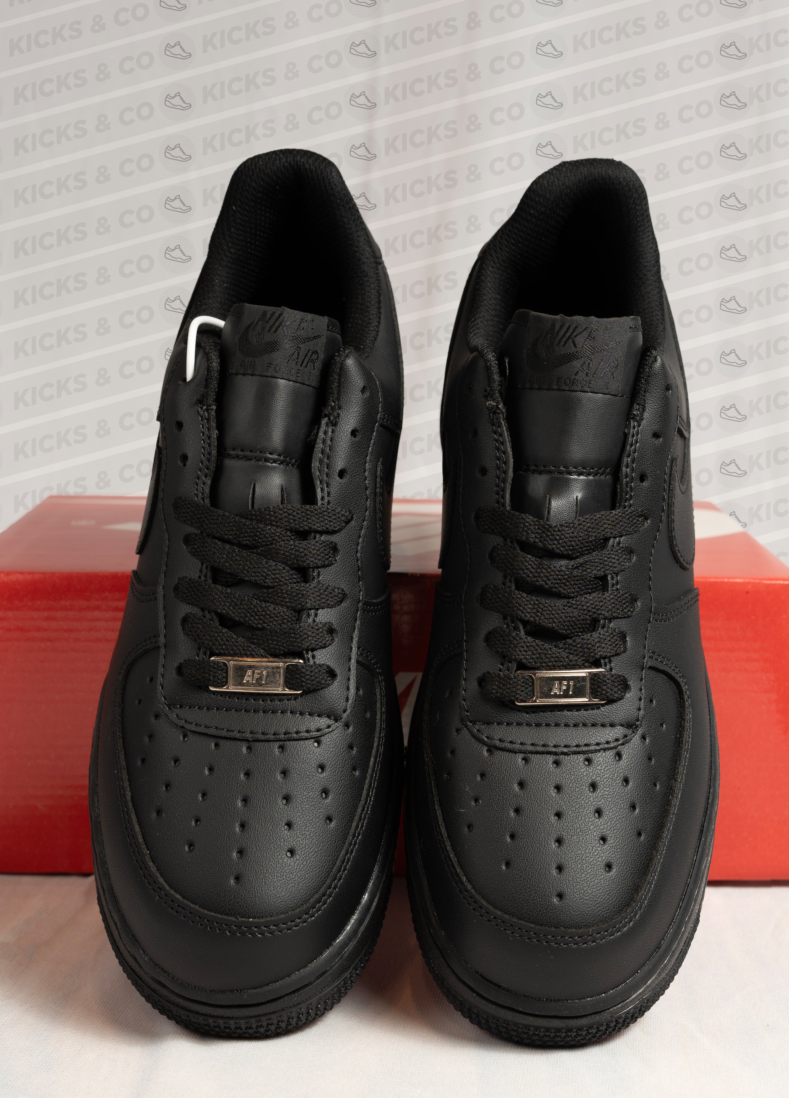 Nike first copy black shoes hotsell